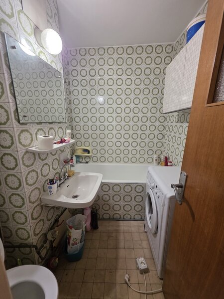 Trapezului, 5 minute metrou 1 Decembrie 1918, pe B-ul Theodor Pallady,